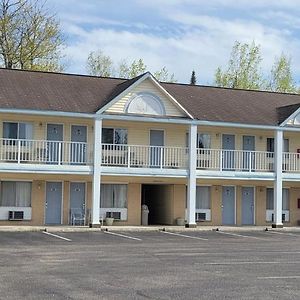 Thunderbird Inn Of Mackinaw City